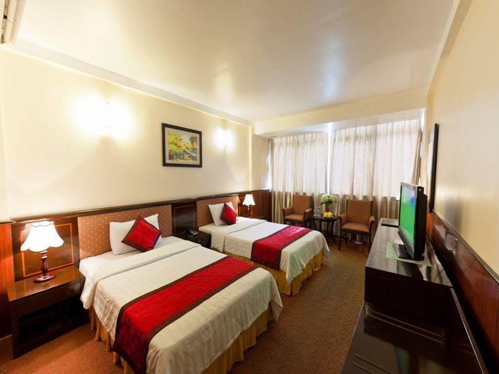 Muong Thanh Thanh Nien 3*