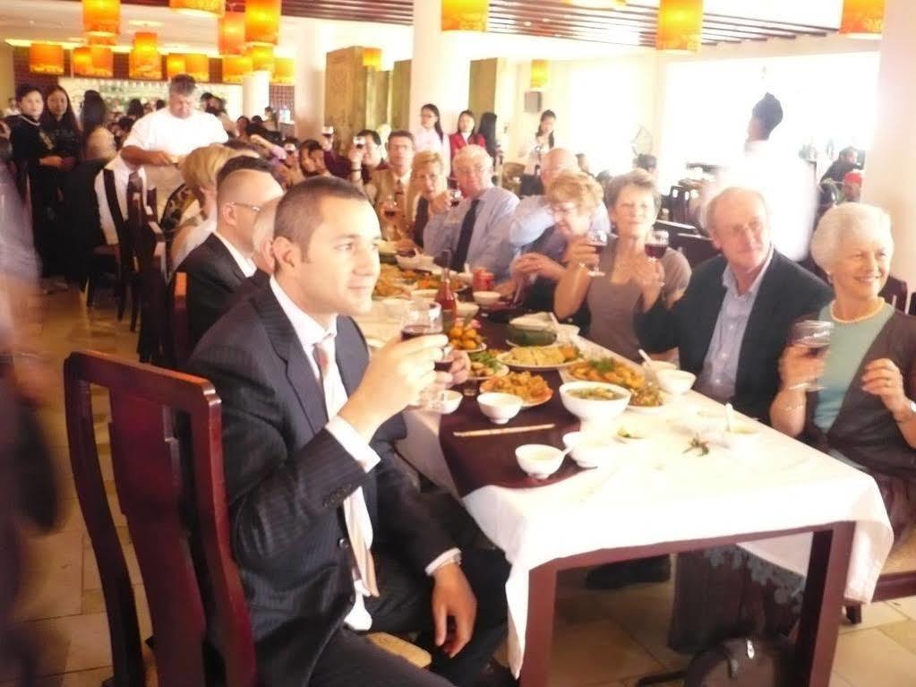 Grand Hotel 3* Hoa Binh