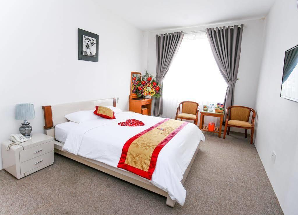 Grand Hotel 3* Hoa Binh