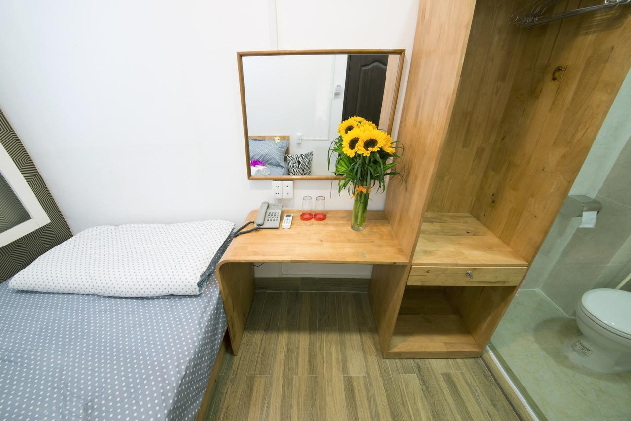 Ana's House Hostel *