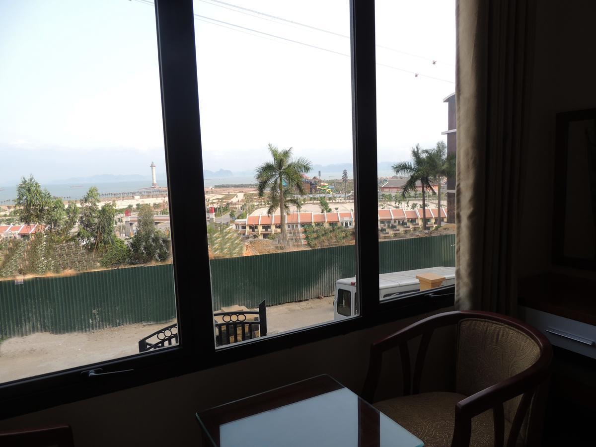 Thang Long Hotel