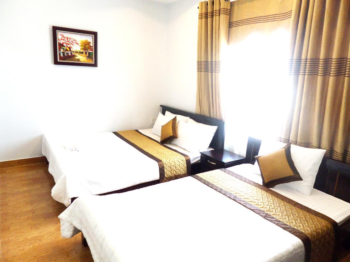 Crown Hotel