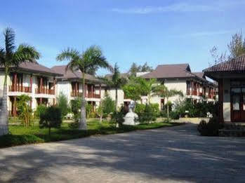 Aniise Hotel 3*