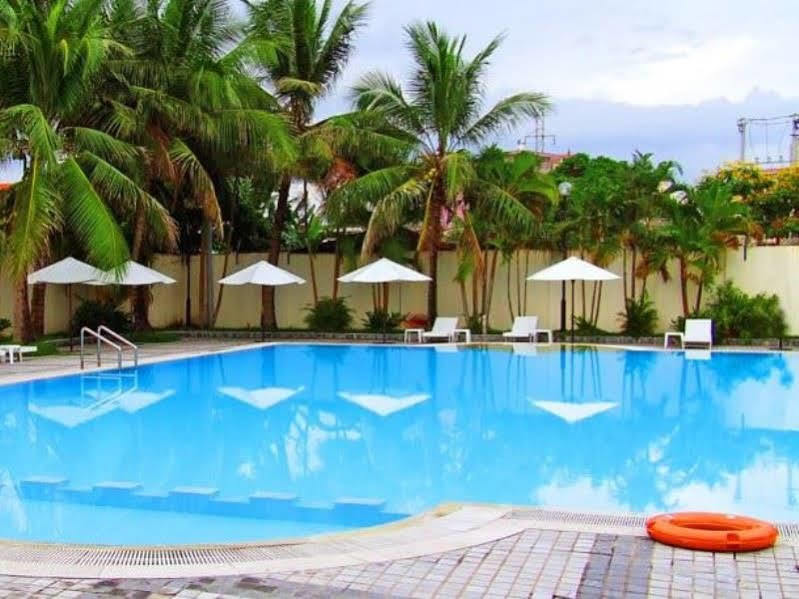 Sunflower International Village Aparthotel
