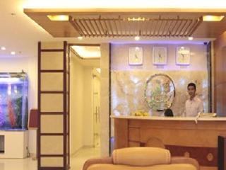 Hotel Adora