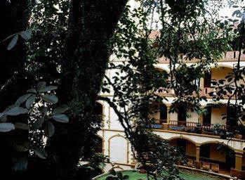 Khách sạn Chau Long