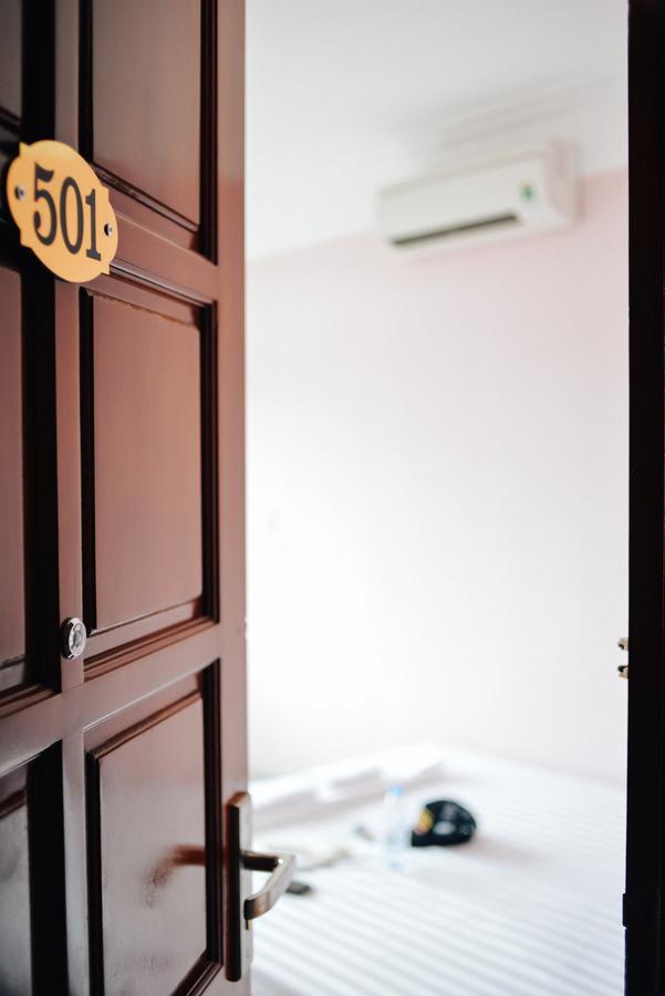 Ha Nhi Hotel