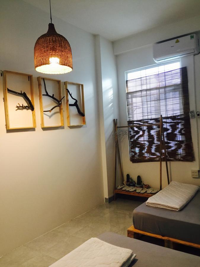 Joy House 1 *