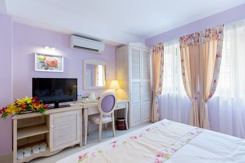 Khách sạn L'odéon Phu My Hung 3*