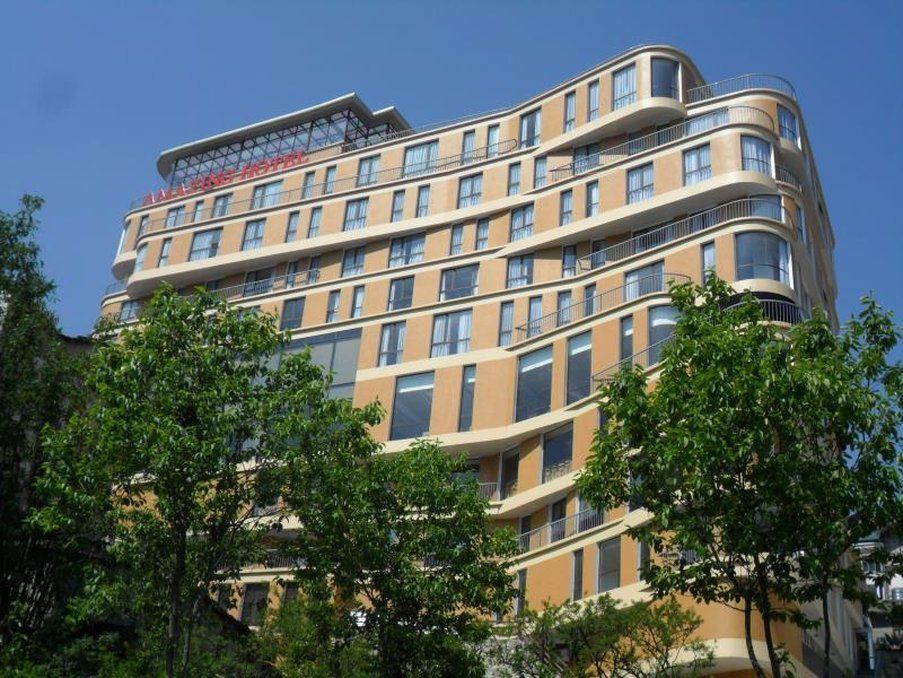 Khách sạn Amazing 4*
