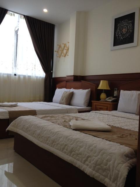 Au Hostel