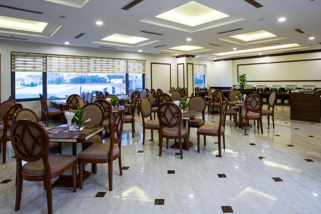 Song Loc Luxury Hotel