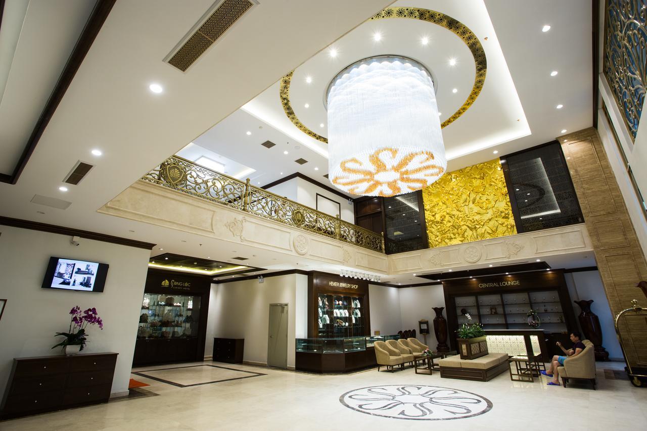 Song Loc Luxury Hotel