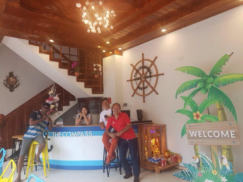 Inn The Compass 2*