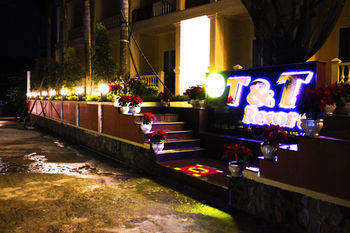 Resort T&t And
