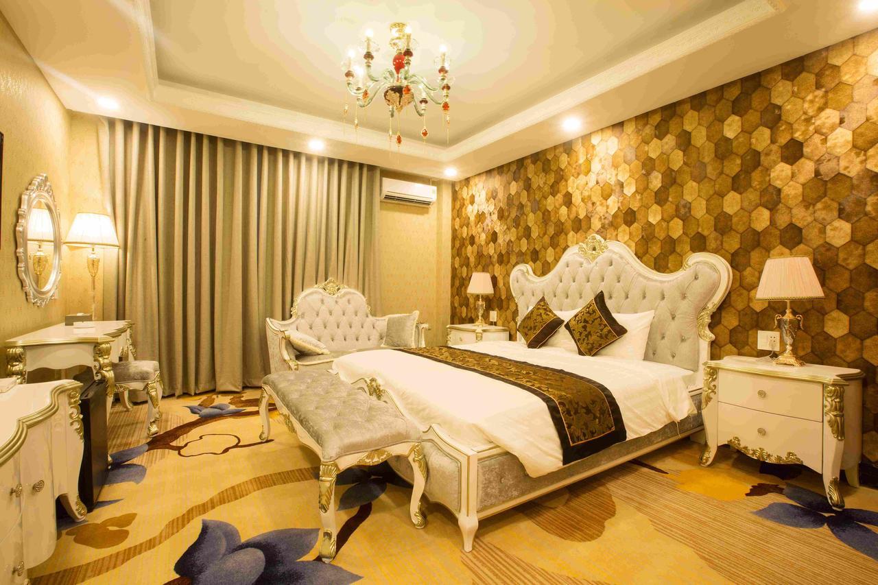 Anh Nguyet 3*
