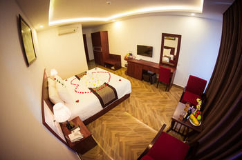Gem Hotel 4*