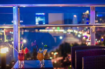 Gem Hotel 4*