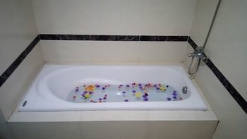 Hon Rom Central Beach Resort 3* Mui Ne