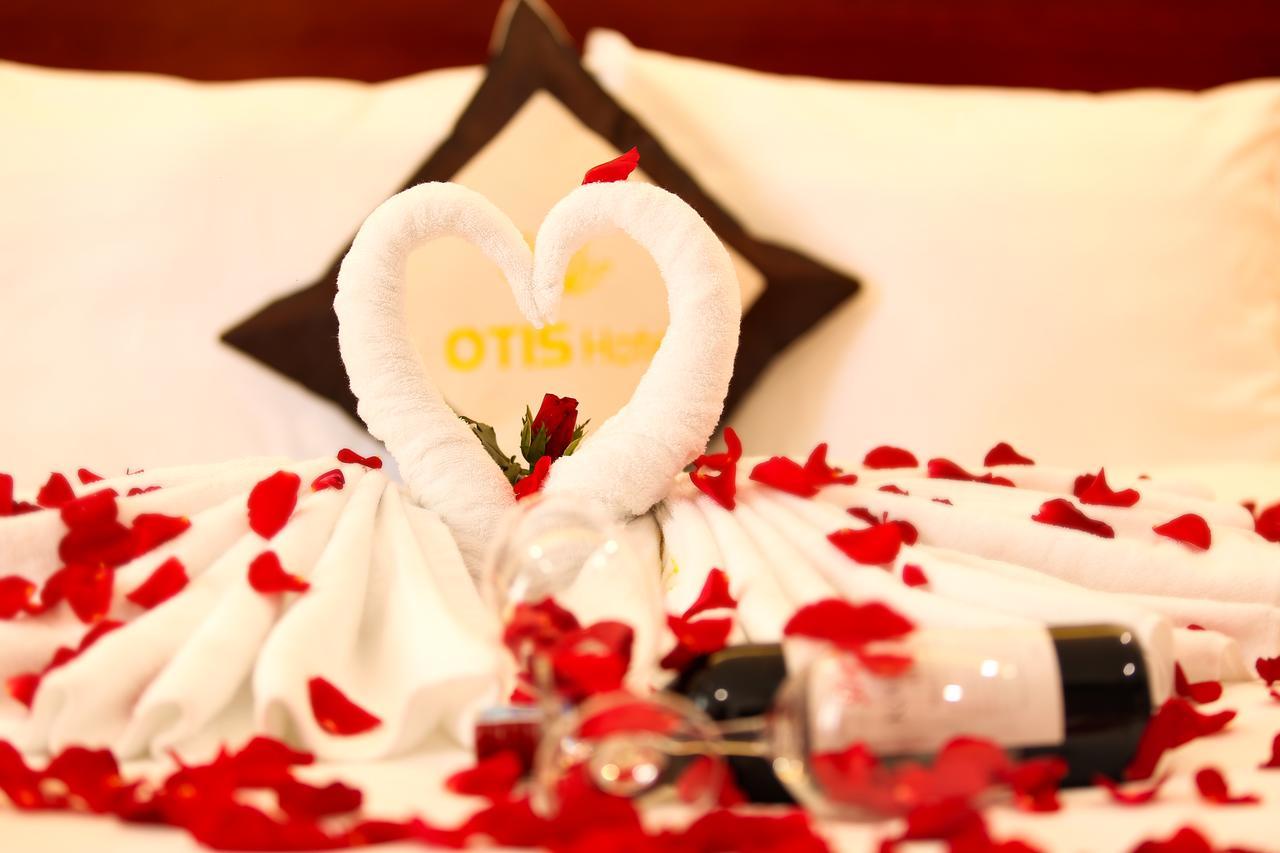 Otis Hotel