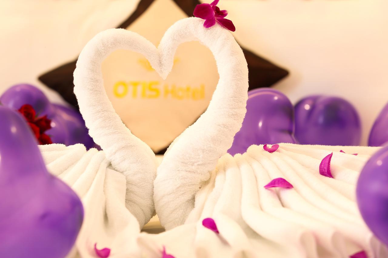 Otis Hotel 2*