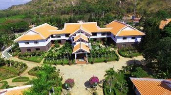 Resort Long Hai Beach 4*
