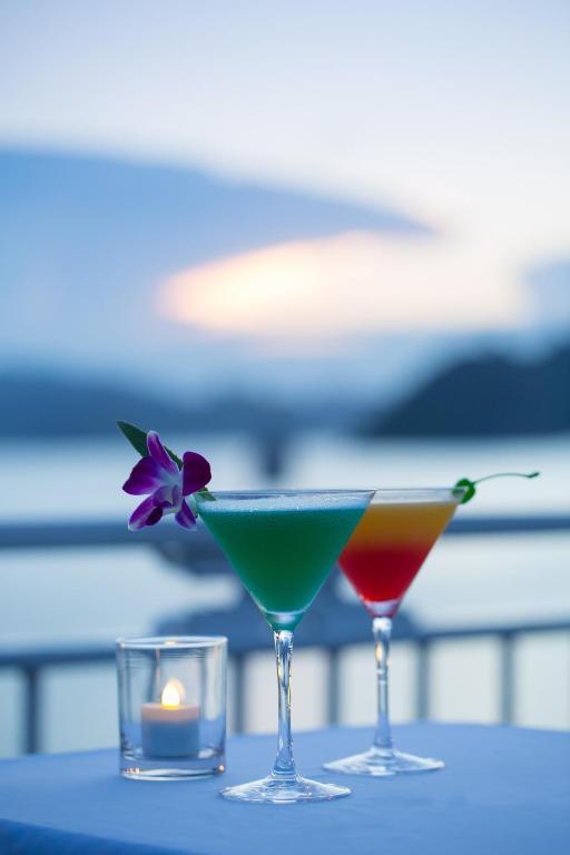 Syrena Cruises 4*