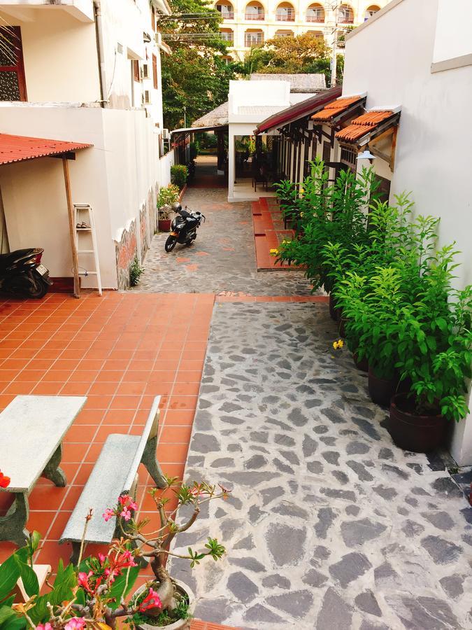 Hotel Minh Kha *