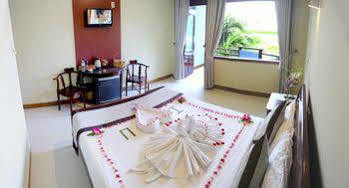 Coral Sea Hotel