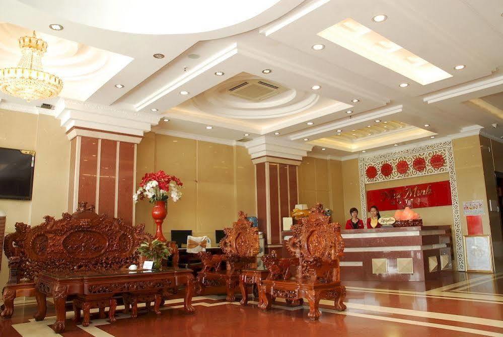 Adina Hotel