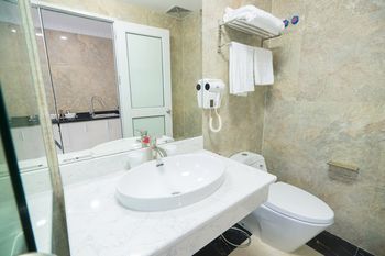 Tan An Palace Hotel 3*