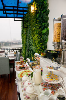 Splendid & 3* Hanoi