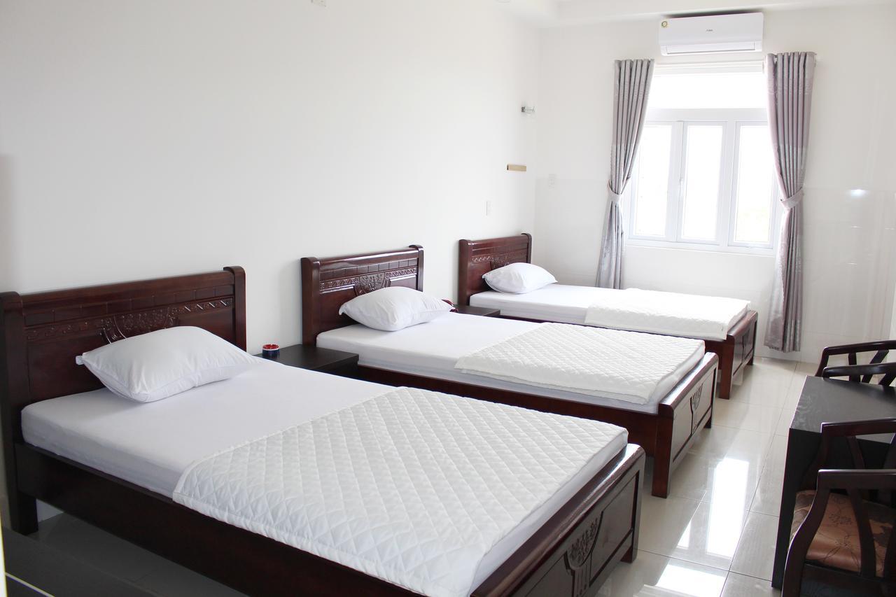 Hoang Gia Doc Let Khách sạn Ninh Hoa