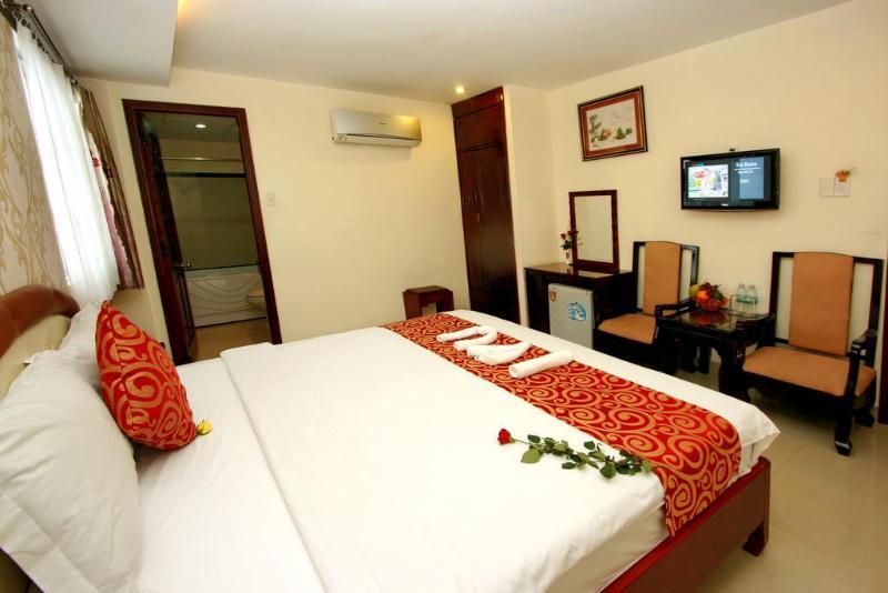 Ngan Ha - Galaxy Hotel Nha Trang