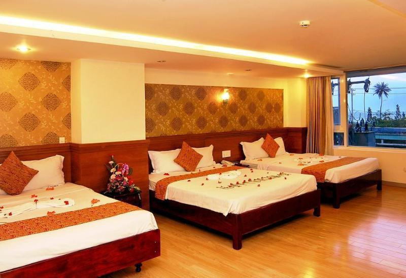 Ngan Ha - Galaxy Hotel Nha Trang