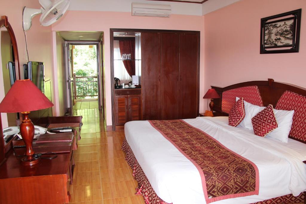 Cat Ba Sunrise 4* Dong Khe Sau