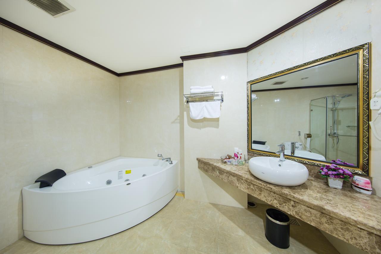 Hotel Plaza 4*