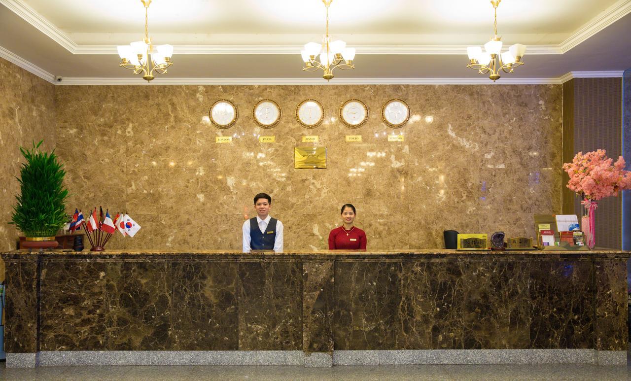 Hotel Plaza 4*