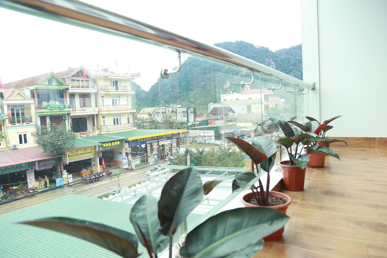 Gold 2* Phong Nha