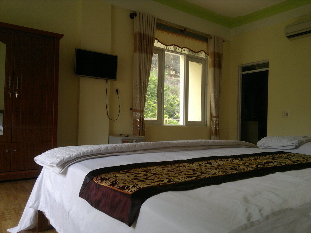 Phong Nha Midtown * Cu Lac
