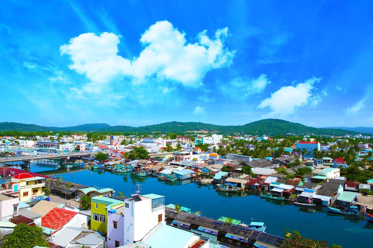 Hotel Quang Trung *