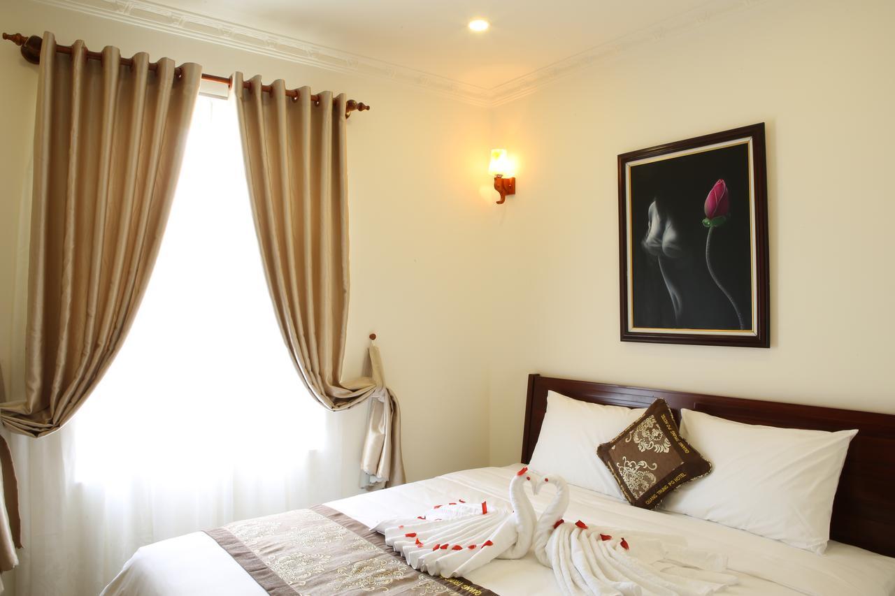 Hotel Quang Trung *