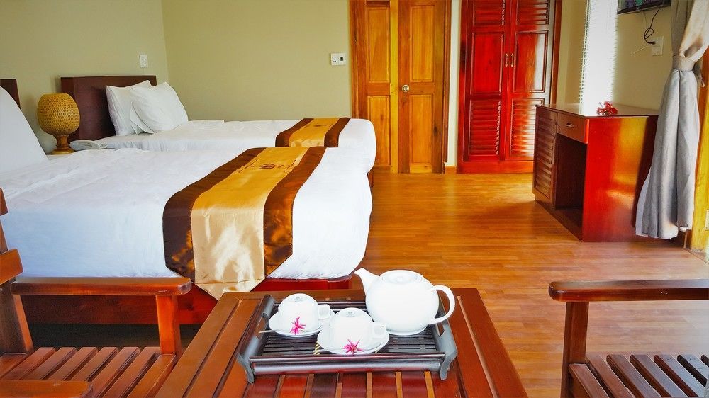 Resort White Lotus 3*