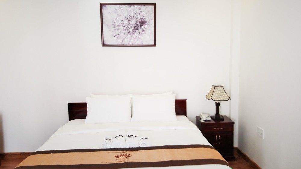 Resort White Lotus 3*
