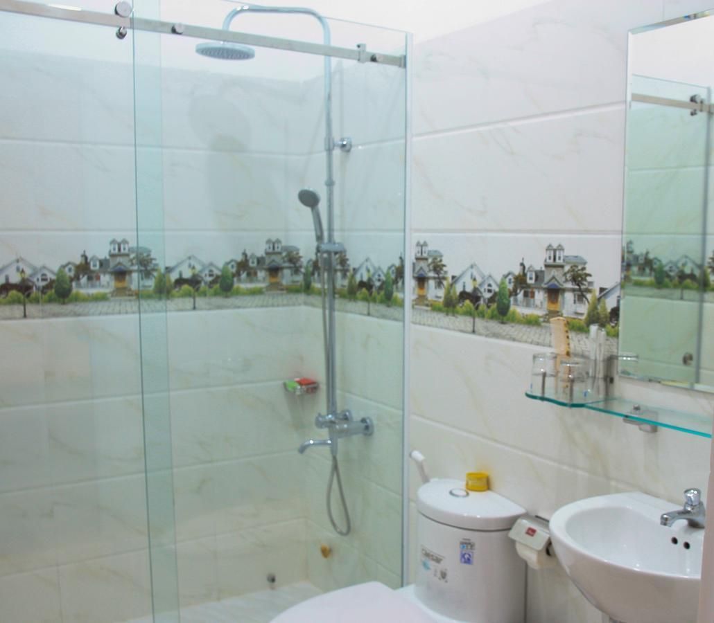 Hotel Dong Nam 2*