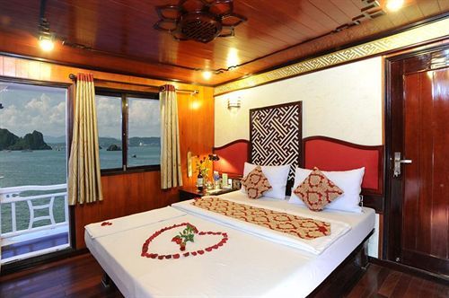 Royal Heritage Cruise 3* Ha Long