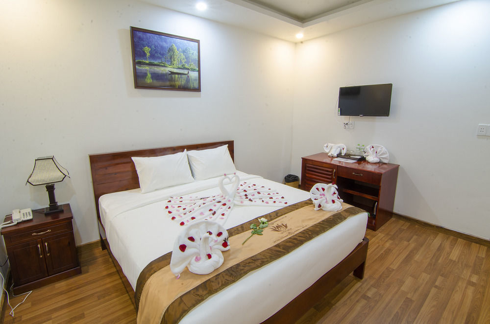 Resort White Lotus 3*