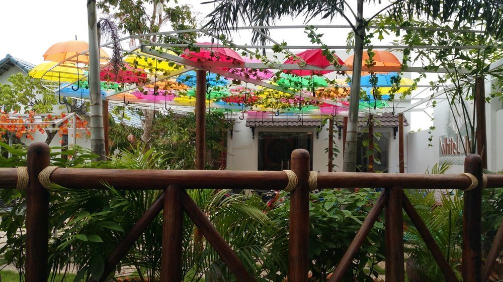 White Lotus 3* Phu Quoc