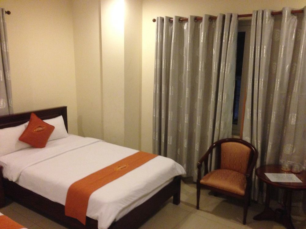 Golden Star 3* Hue