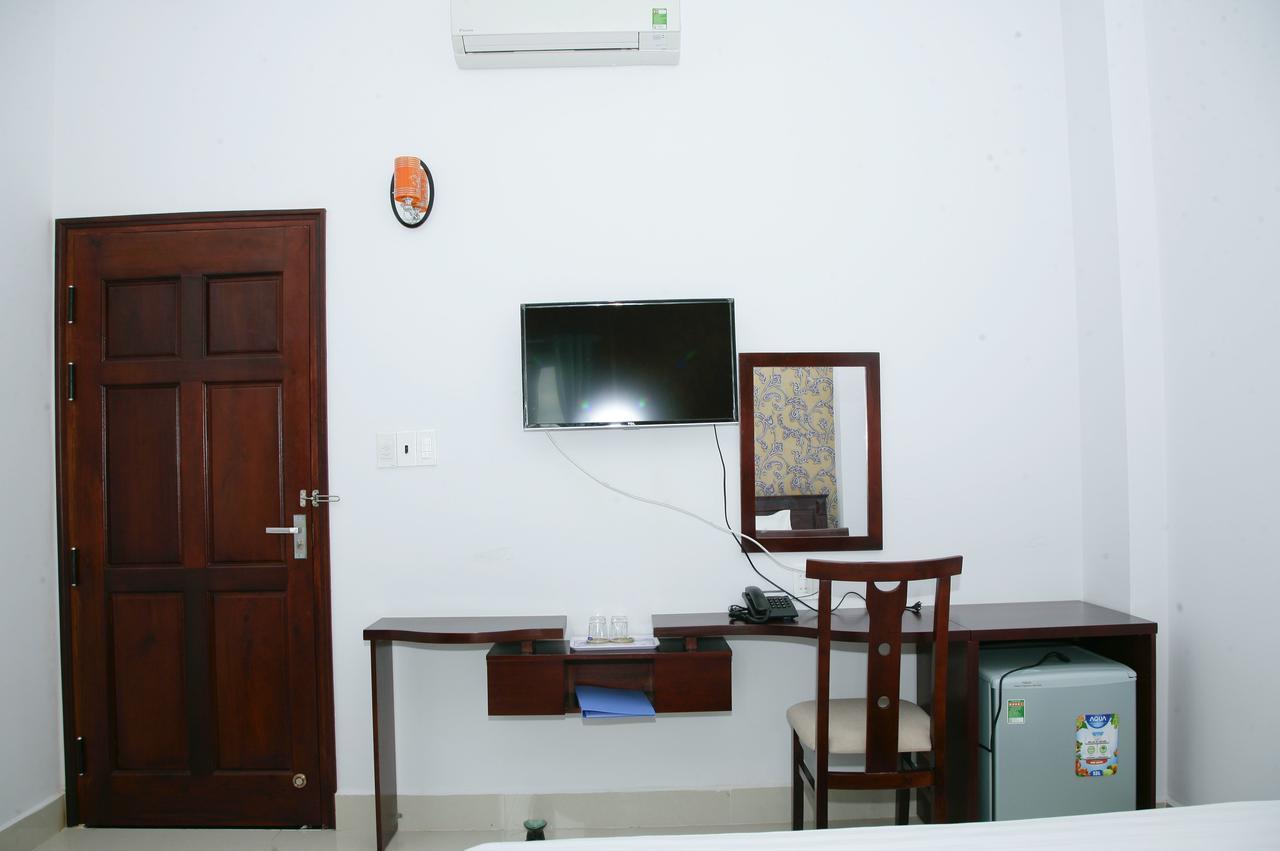 Hoang Dang 2* Tuy Phong